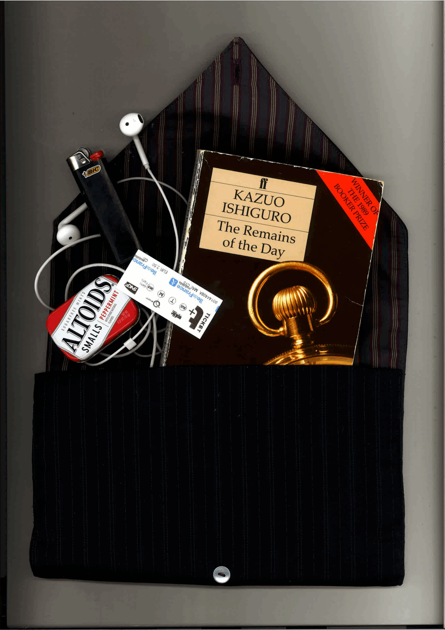 The Bookshirt
