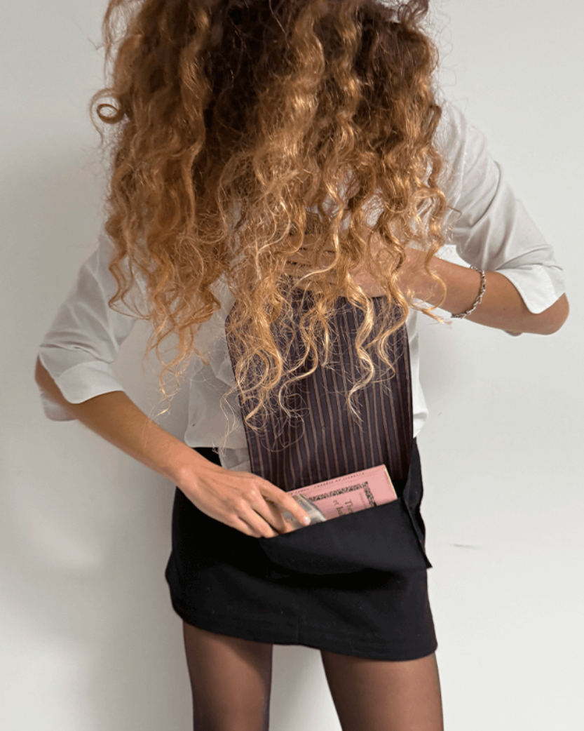 The Bookshirt